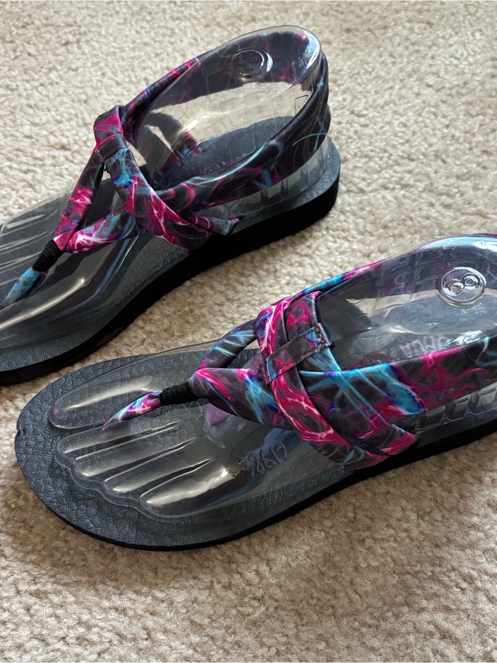 Skechers Women's Pink & Blue Patterned Fabric Thong Sandals